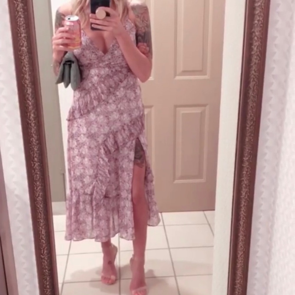 Lulu’s Ruffled Midi Dress